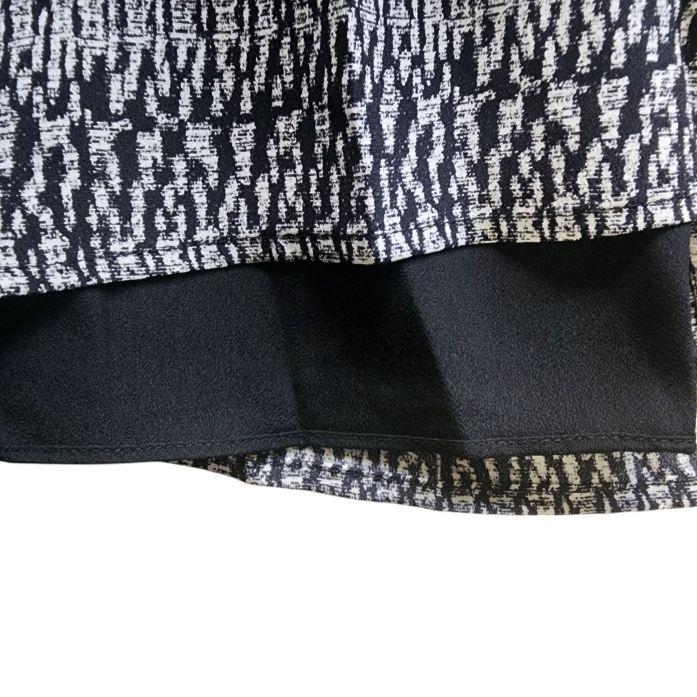 NWT Joie Black and White Sleeveless Dress Ruffled Bottom Skirt - Large - Picture 7 of 8